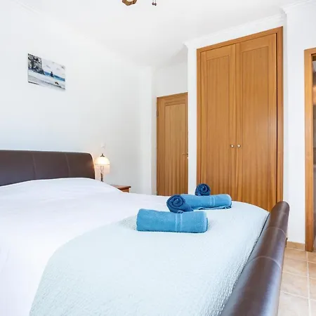 Βίλα Ultimate Family Home With Private Pool & Sauna