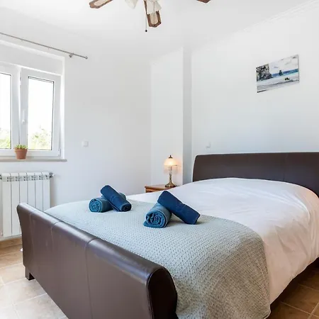 Ultimate Family Home With Private Pool & Sauna Βίλα Aljezur
